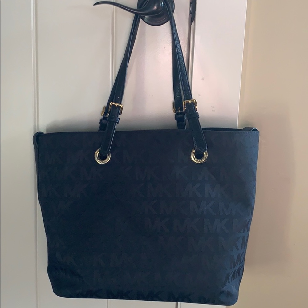Michael Kors tote